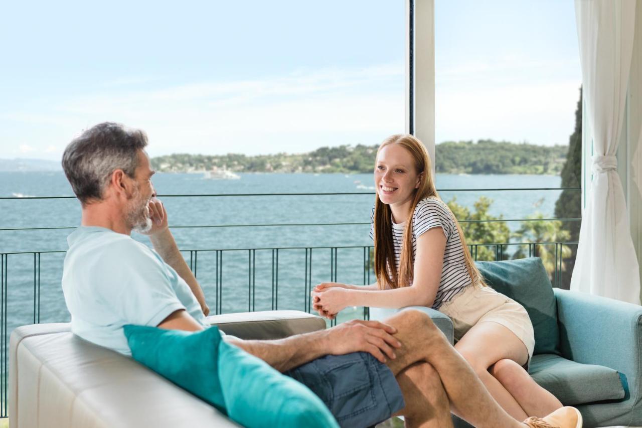 Luxury Lake View Apartments Salò Exteriér fotografie